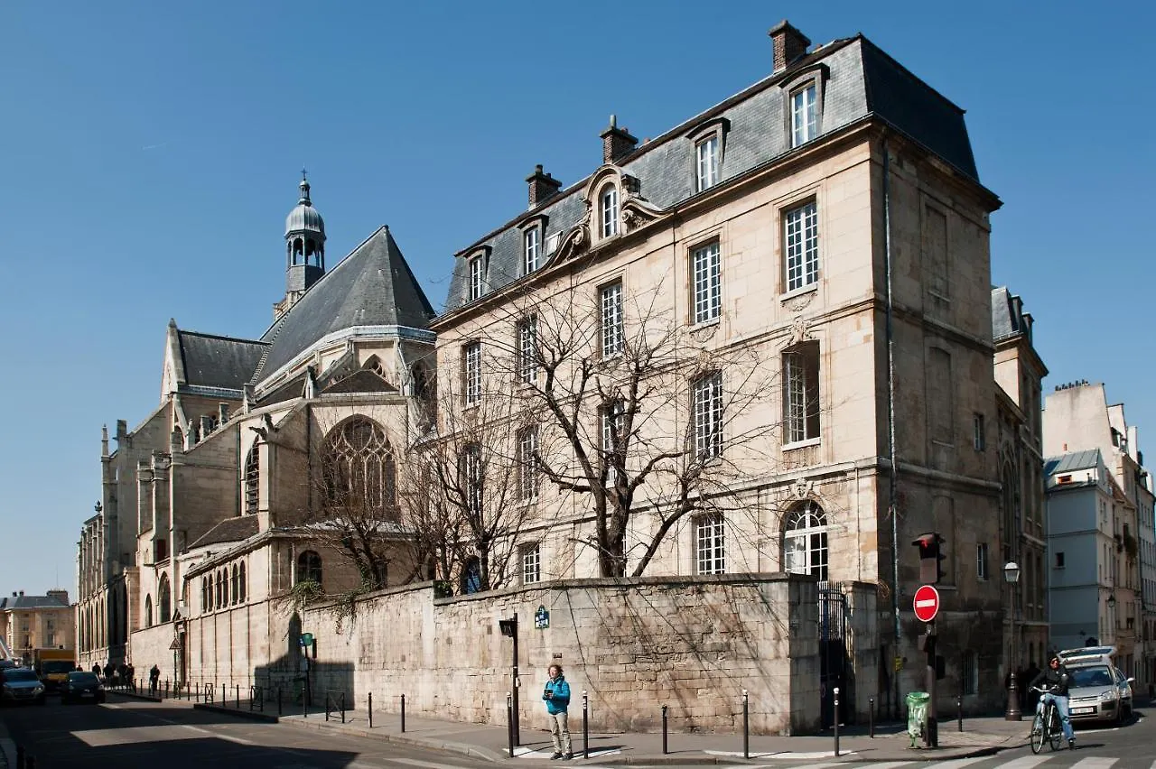 Daire Place Pantheon Paris